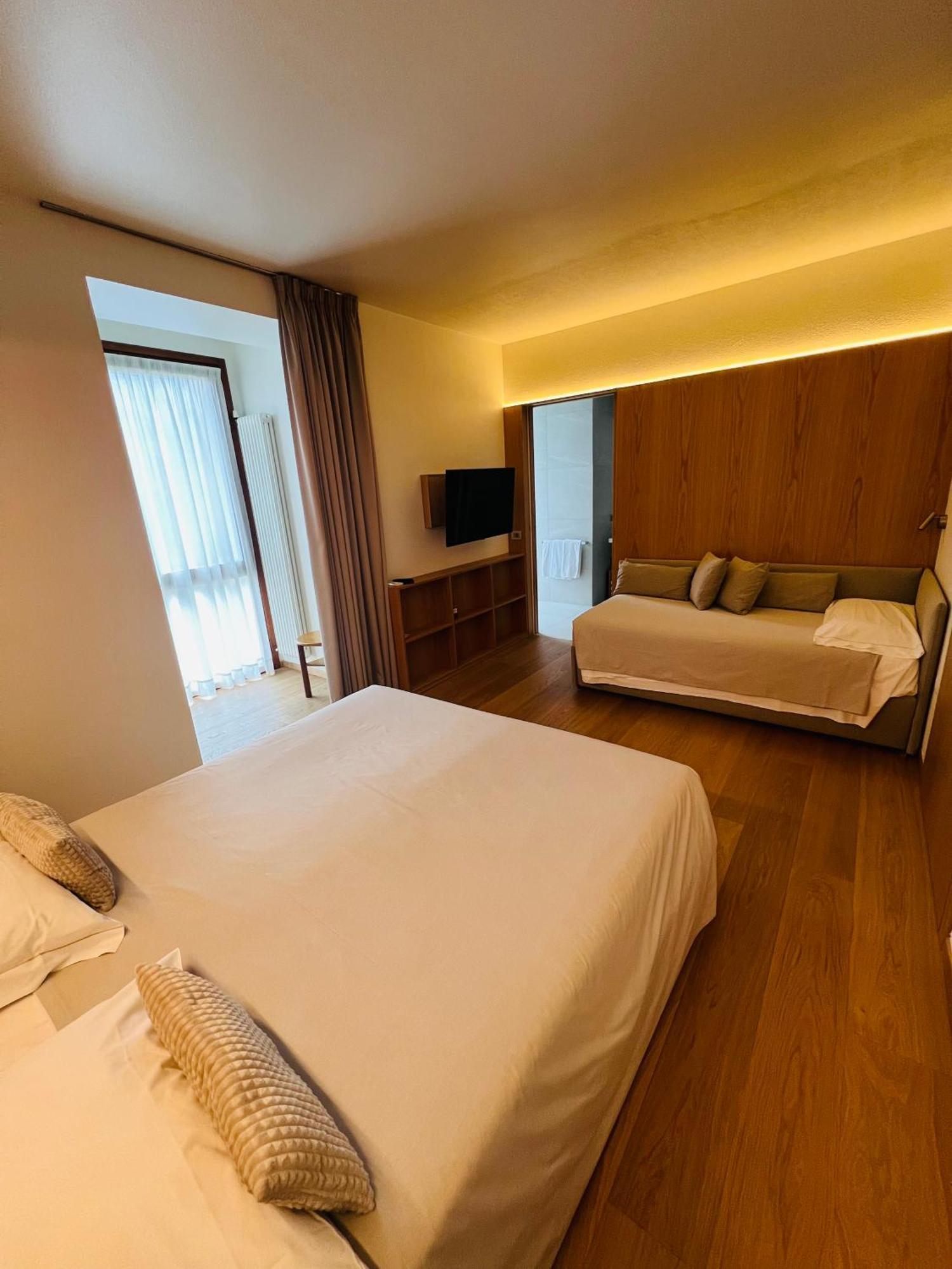 Albergo Sorriso Darfo Boario Terme ห้อง รูปภาพ