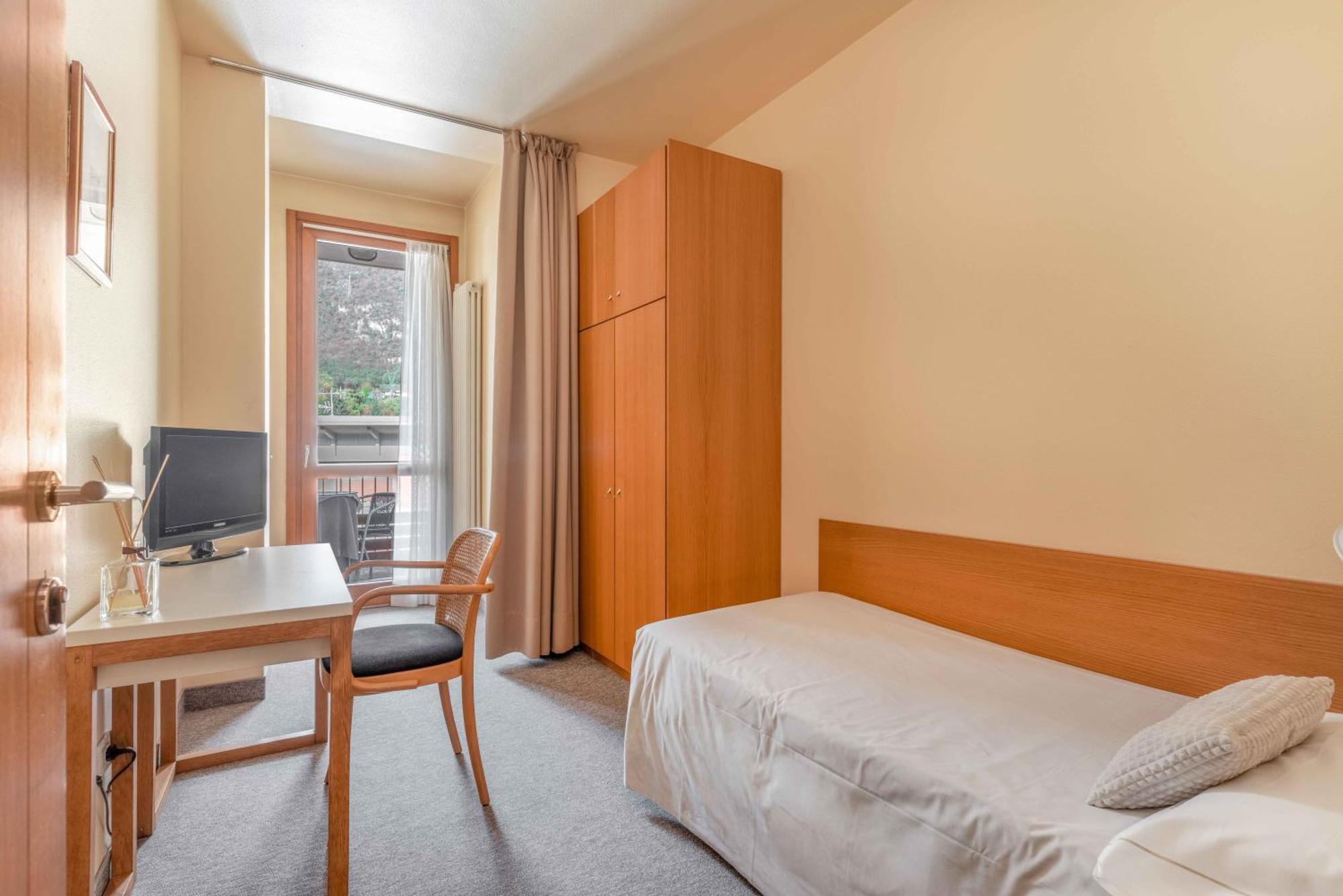 Albergo Sorriso Darfo Boario Terme ภายนอก รูปภาพ